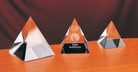 643-37010  CRYSTAL PYRAMID PAPERWEIGHTS