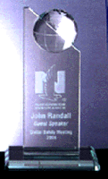 215-23029  Globe Pinnacle Award